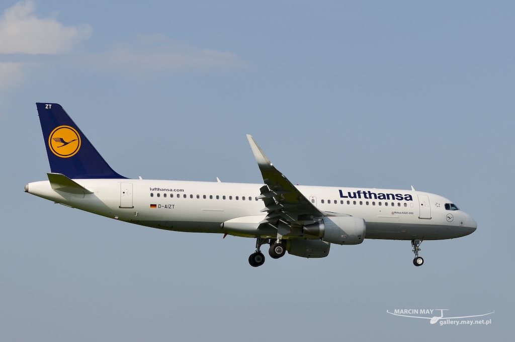 D-AIZT--DSC_1357 D-AIZT--DSC_1357